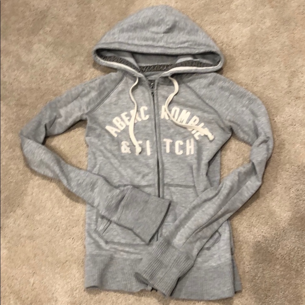 Abercrombie & FItch gray zip women’s small